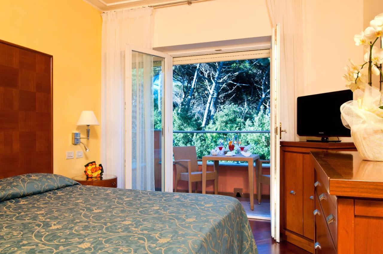 Versilia Palace Hotel Марина-ди-Пьетрасанта Экстерьер фото