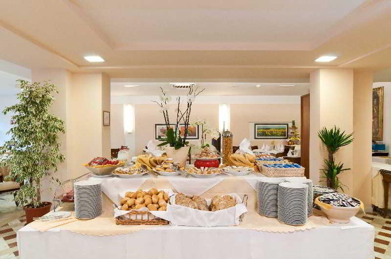 Versilia Palace Hotel Марина-ди-Пьетрасанта Экстерьер фото