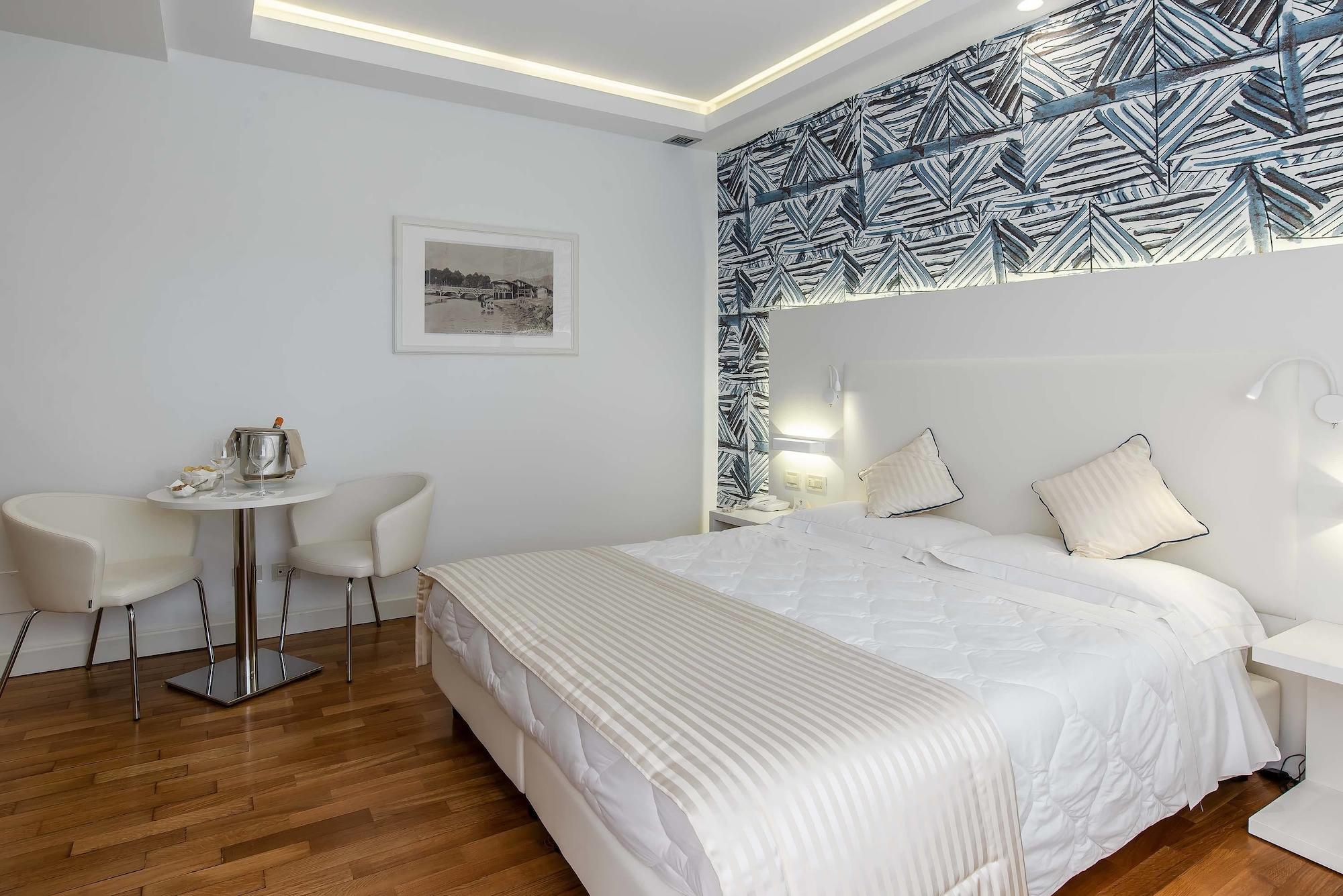 Versilia Palace Hotel Марина-ди-Пьетрасанта Экстерьер фото