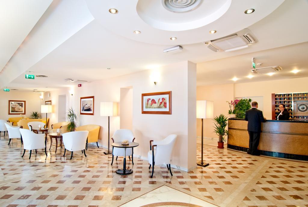 Versilia Palace Hotel Марина-ди-Пьетрасанта Экстерьер фото